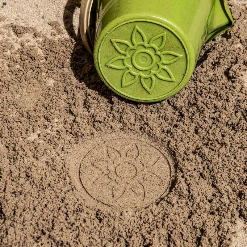 grüne Gartenkappe, Gartenspielzeug, Sandform, Sonnendesign, Kuppe Boden