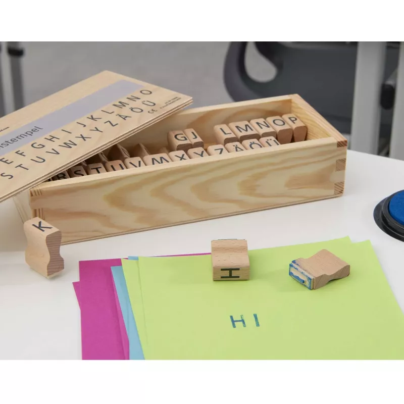 Holzbuchstaben, Alphabetsspiel, Lernspielzeug, Kasten mit Buchstaben, Kartenstapel