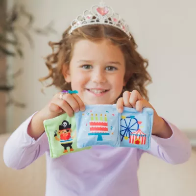 Kinderschmuck, Kronenband, Taschenbuch, Spielzeug, Lieblingsspielzeug