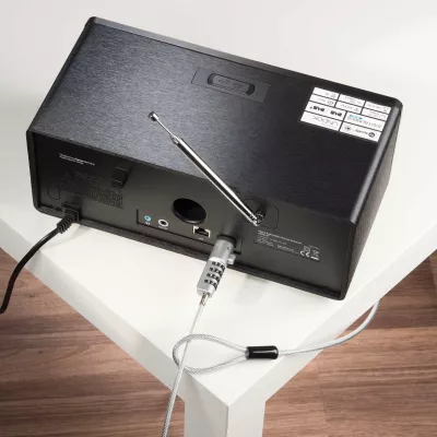 Digitaler Radioempfänger, Radiowecker, Rückseite, Teleskopantenne, Verschlusssicherungskabel