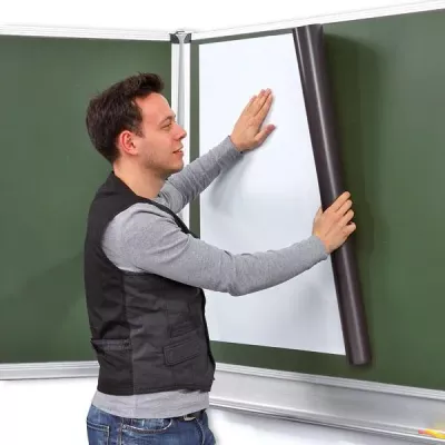 roll-out chart, whiteboard, board covering, chalkboard, teacher setup