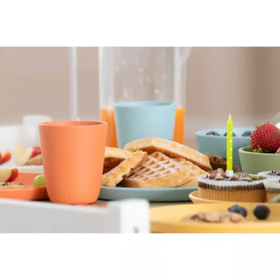 Teller, Waffeln, Kaffee-Becher, Obst, Cupcake
