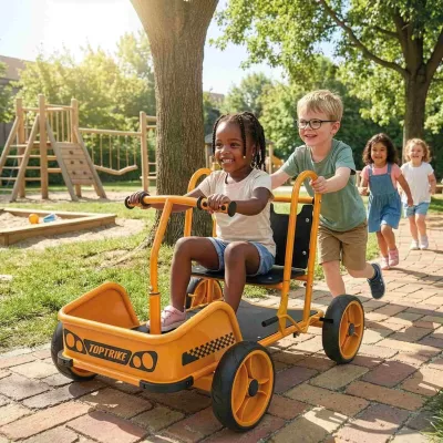 Draisine, Kinderfahrzeug, Gokart, orange, Spielplatz