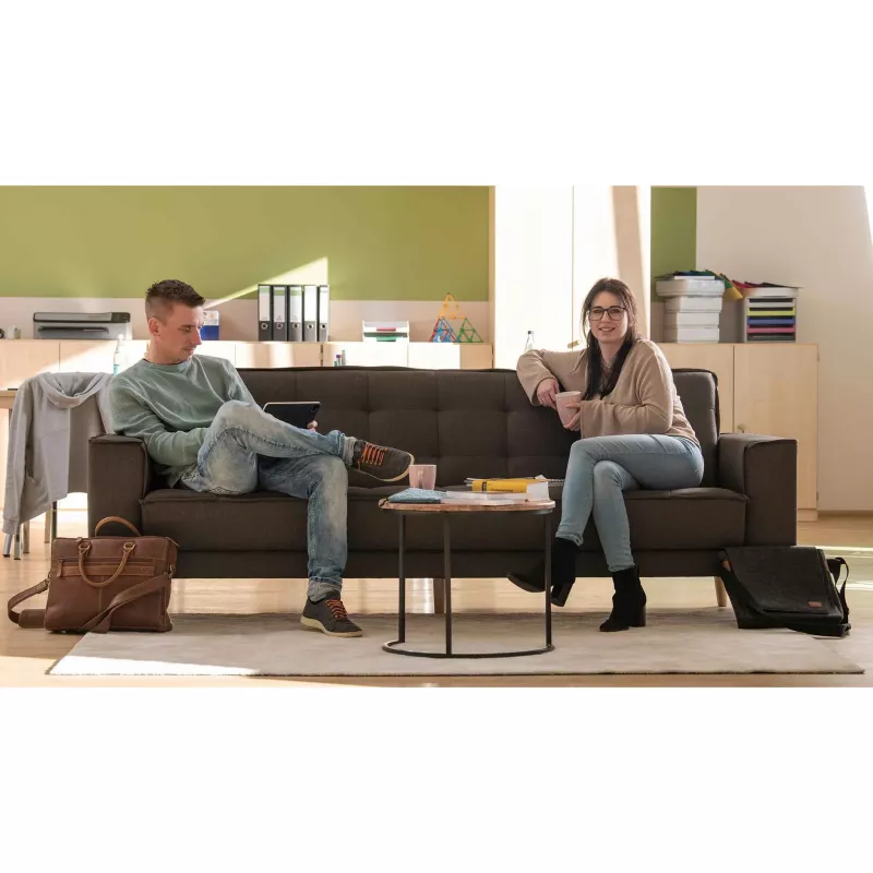 Sofa, Wohnzimmer, Kaffee Tisch, Mitarbeiter Kleidung, Laptop Tablet
