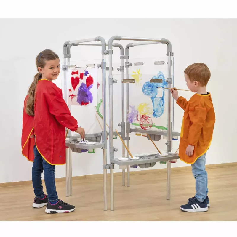 Kinderatelier, Mal-Station, Kindergartens, Ständer, Malprozess