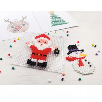 Perler beads, Weihnachtsmann, Winter-Dekor, Pixelkunst, DIY-Basteln