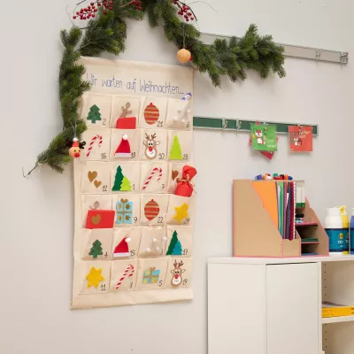Adventskalender, Adventskalender-Taschen, Weihnachtsdeko, Klebezubehör, Hänsel-/Häuschen-Taschen