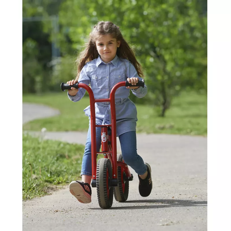 Kinderrolle, Dreirad, rotes Dreirad, Schule, Outdoor