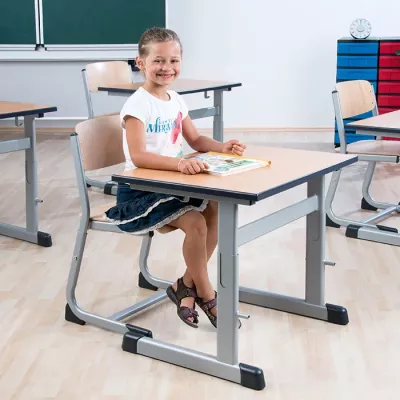 Schreibtisch, Schülerstuhl, Kindergartenstuhl, Pult, Holz/Metall-Kombination