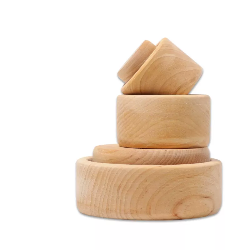 Holzspielzeug, Kegestapeln, natürliche Holzfarbe, Rundholz, Stapelwürfel