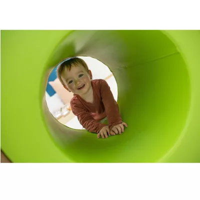 Kinder, Spielgeräte, Tunnel, grün, Kleidung