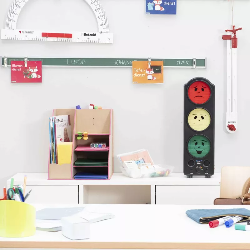 pedal-board, tischorganisation, kinderklasse, unterlagen, bunte marksen