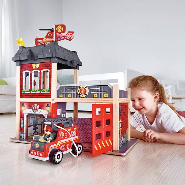 Kletterturm, Feuerwache, Playset, Holzspielzeug, Feuerwehrfahrzeug