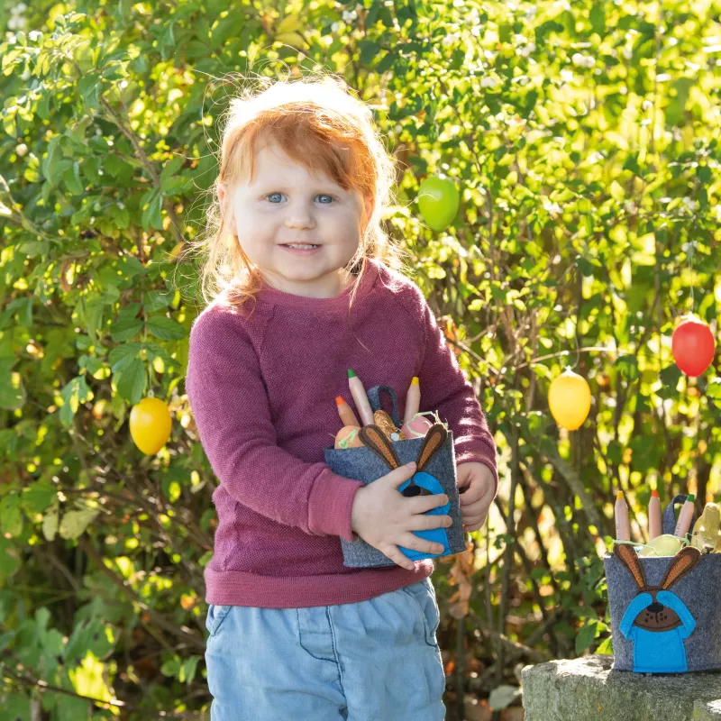 Kinder, Kleidung, Pullover, Hose, Kunststoffbehälter