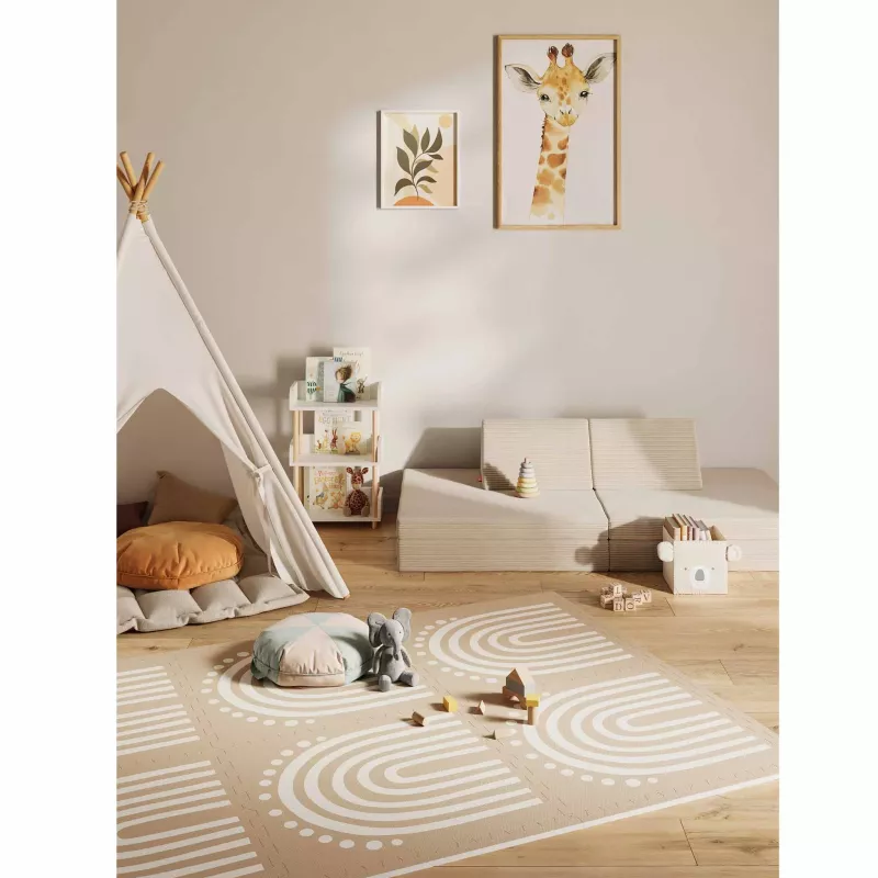 Kinderspielzimmer, Spielteppich, Kissen, Teepe-Tipi, Holzspielzeug
