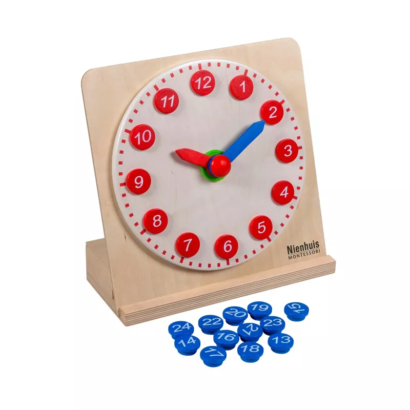 Holzuhr,  Montessori-Uhr,  rote Ziffern,  blaue und rote Zeiger,  Stand aus Holz