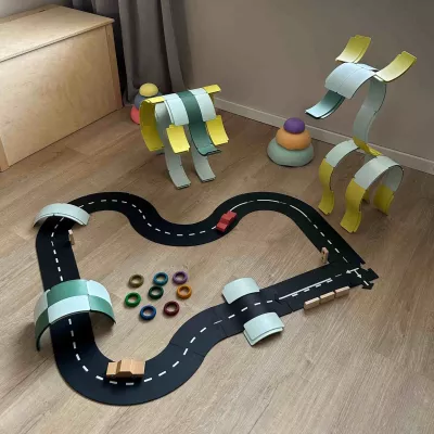 Kofferbahn, Holzbahn, Spielbahn, Rennbahn, Kunterbuntes Spielset