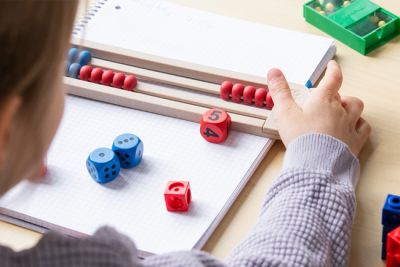 Würfel, Würfelspiel, Würfelset, Würfel mit Zahlen, Spielmaterial