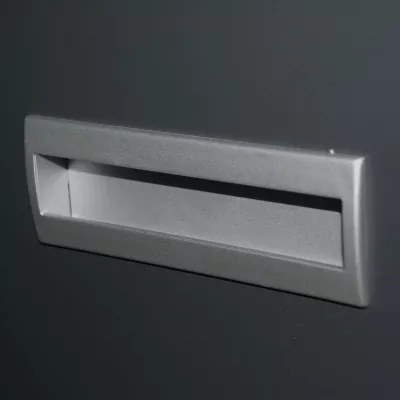 Schlitzöffnung, Brieffach, Geldschlitz, Metallrahmen, Hohlraumverschluss