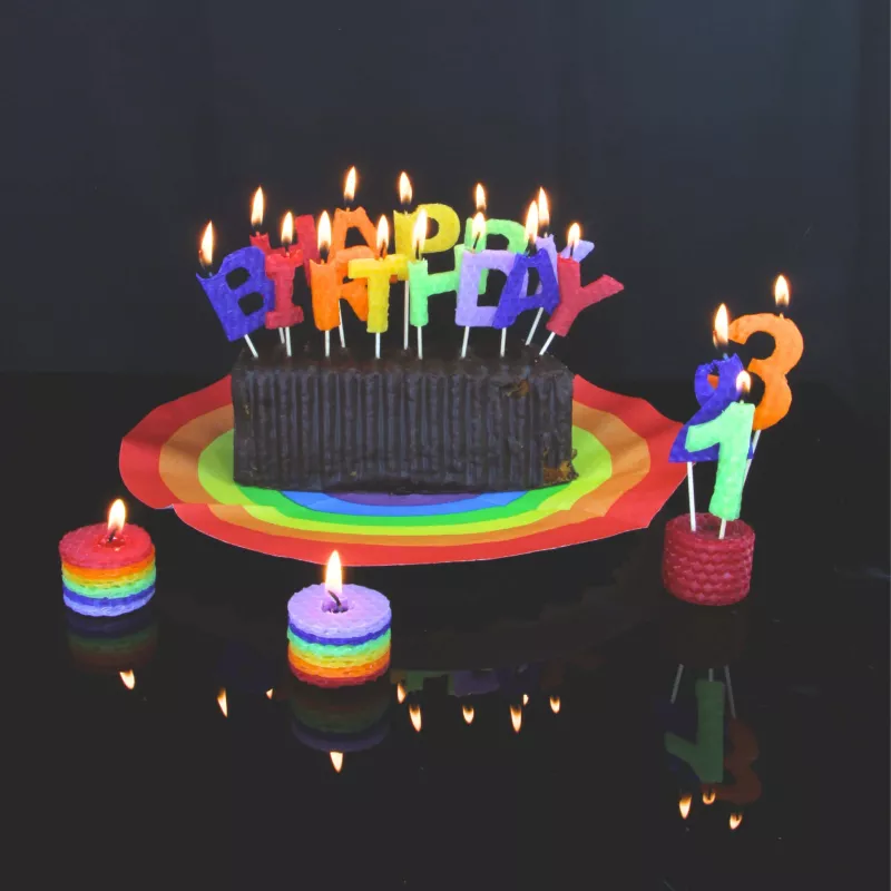 birthday cake, Schokoladenkuchen, Kerzen, Regenbogen-Dekorationen, Zahlenkerzen 41