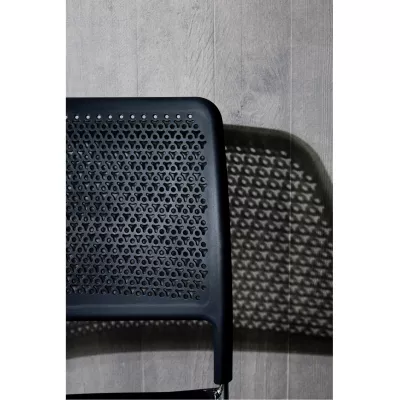 Stuhl, Sitzschale, Perforierter Sitz, Metallstuhl, Schwarz