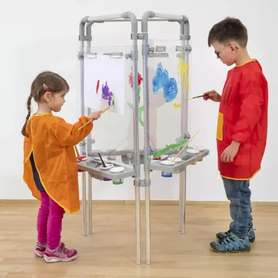 Kinderatelier, Malerei, Pinsel, Palette, Kunstständer