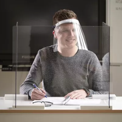Schutzvisor, Face Shield, Schreibtisch, Maske, Arbeitsplatz