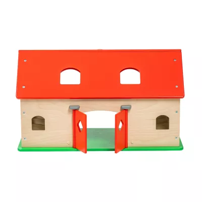 Spielzeugstall, Holz, rotes Dach, grüne Bodenplatte, Doppeltüren