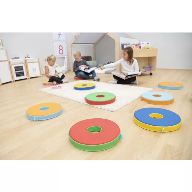 Kindergarten, Spielmatte, Farbringe, weicher Spielbereich, Kinderklasse