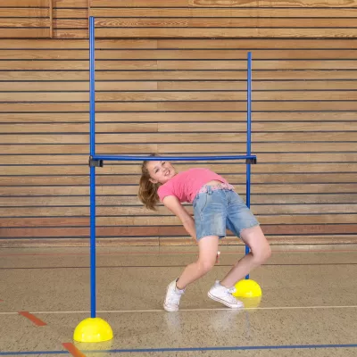 Kinderspiel, Hindernislauf, Sportgerät, Sportunterricht, Schulhof