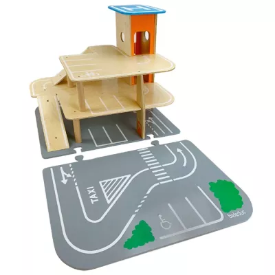 Holzspielzeug, Kletterspiel, Parkhaus, Parkplatz, Straßenszene