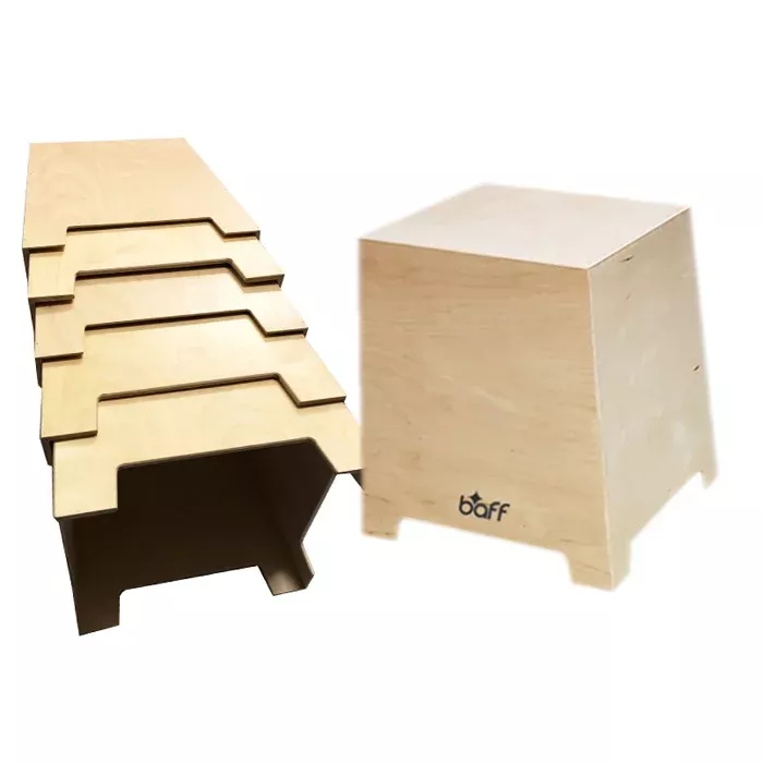 Plywood, Holzstuhl, Stapelbar, Kastenhocker, Nutzholz-Quader
