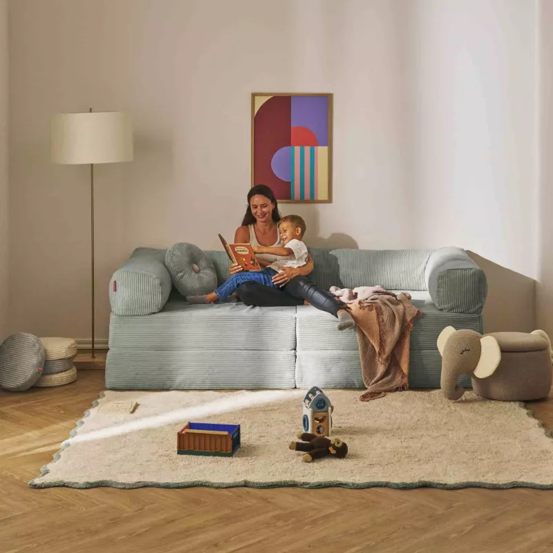 sofа, wohnzimmer, kinder spielen, teppich, bücher
