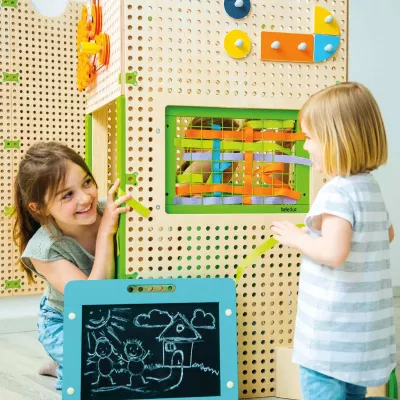 Kletterwand, Kugelbahn, Holzspielset, Kinderzimmer, Bausteinwand