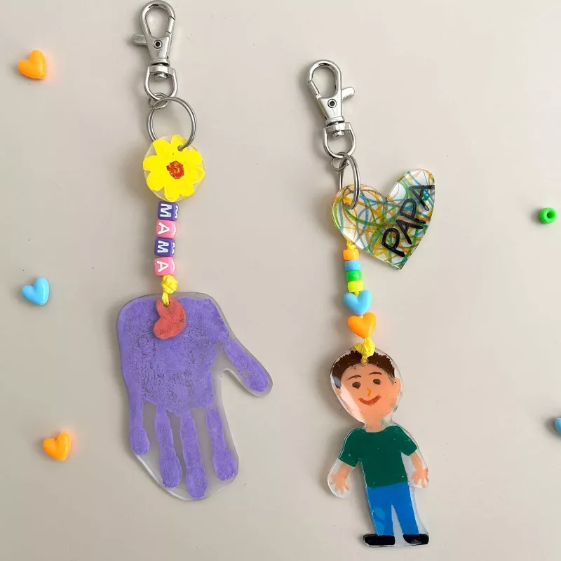 Schlüsselanhänger, Handabdruck, Kunstanhänger, Mädchen/Kind, Perlen